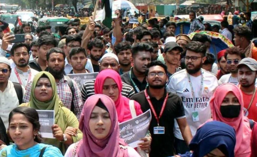 ইসরায়েলি বর্বরতার প্রতিবাদে ঢাকায় মার্কিন দূতাবাসের সামনে বিক্ষোভ