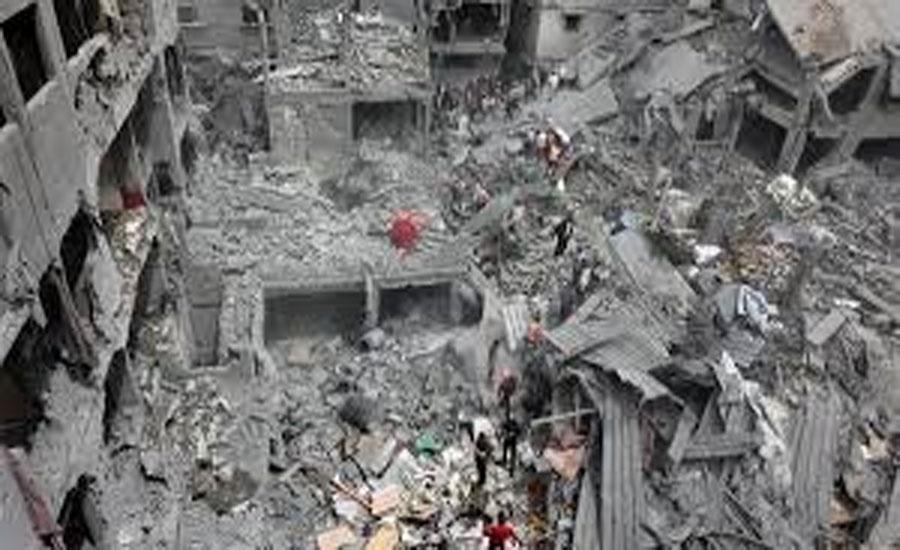 গাজায় আবাসিক ভবনে ইসরাইলি বিমান হামলায় নিহত ৩৫