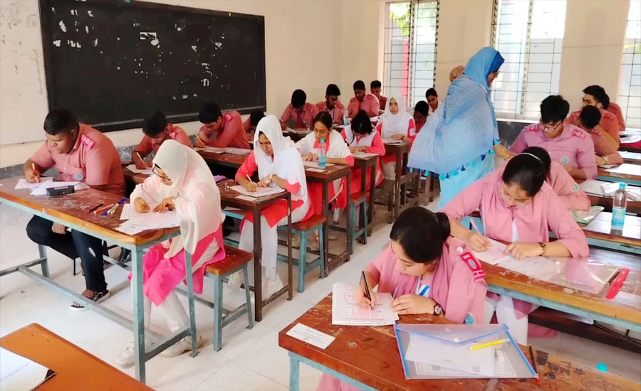 সারা দেশের মতো বরিশালে এসএসসি পরীক্ষা শুরু