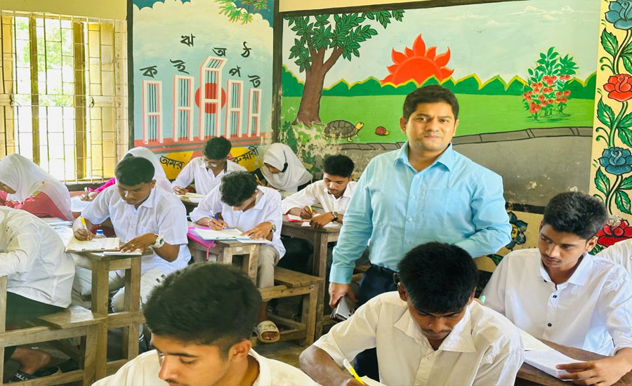 উজিরপুরে এসএসসি ও সমমানের পরীক্ষায় প্রথম দিনে অনুপস্থিত ৪৯ জন