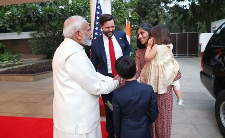 মার্কিন ভাইস প্রেসিডেন্টের ভারত সফরকালে কাশ্মীরে হামলা, নেপথ্যে অন্য কিছু?