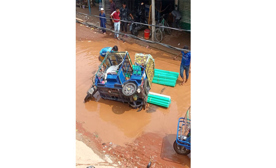 নাঙ্গলকোটের সড়কগুলোর বেহাল দশা