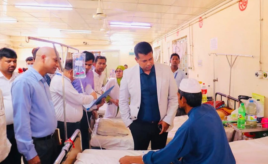 নারায়ণগঞ্জে ৩০০ শয্যা হাসপাতাল পরিদর্শনে ডিসি 