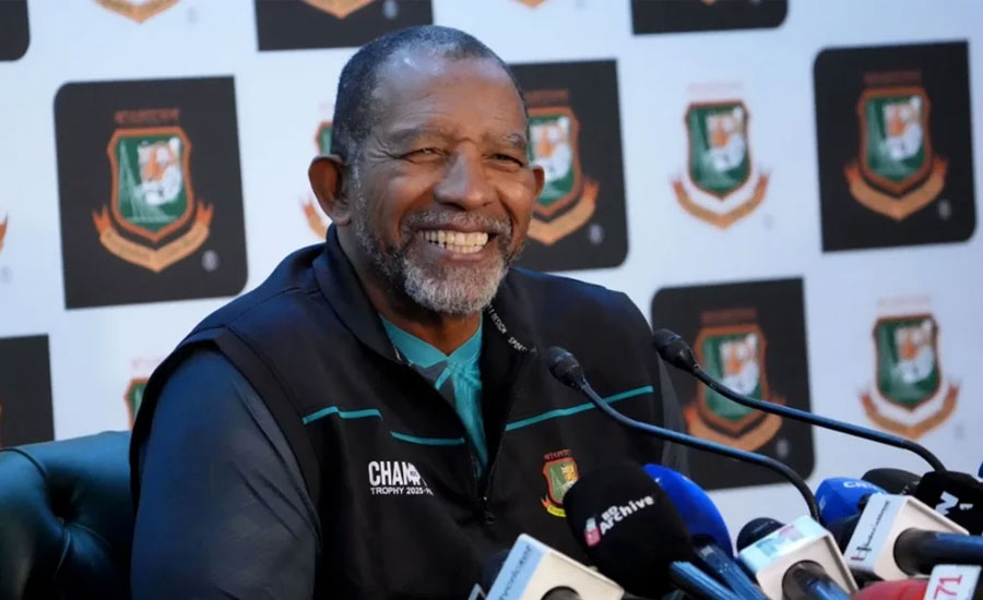 বাংলাদেশের মানুষদের ধৈর্য ধরতে বললেন ফিল সিমন্স