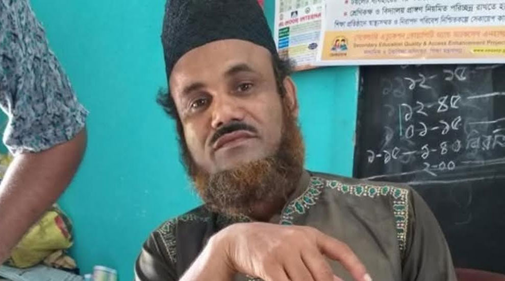 শ্যামনগরে পাম্পে বিদ্যুৎ সংযোগ দিতে গিয়ে প্রাণ গেল মাদ্রাসা শিক্ষকের