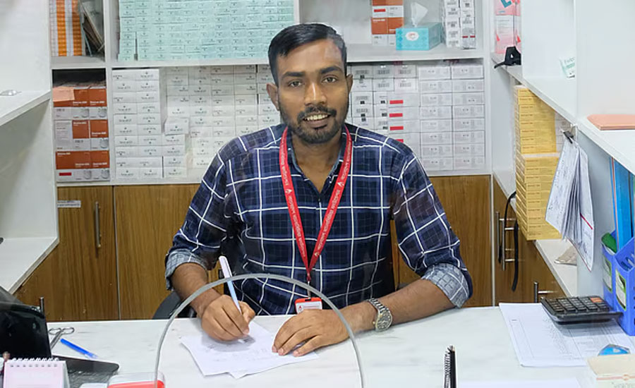 থ্যালাসেমিয়ার চিকিৎসা নিতে গিয়ে যেভাবে প্রতিষ্ঠানটির কর্মী হয়ে উঠলেন রনি ইসলাম