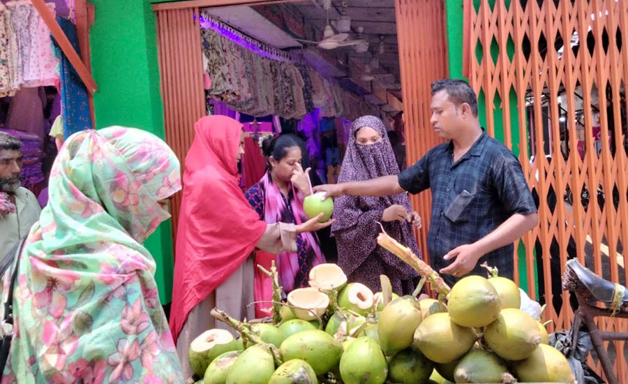 তপ্ত রোদে ওষ্ঠাগত জীব ও প্রকৃতি, পেতে চায় স্বস্তির নিঃশ্বাস