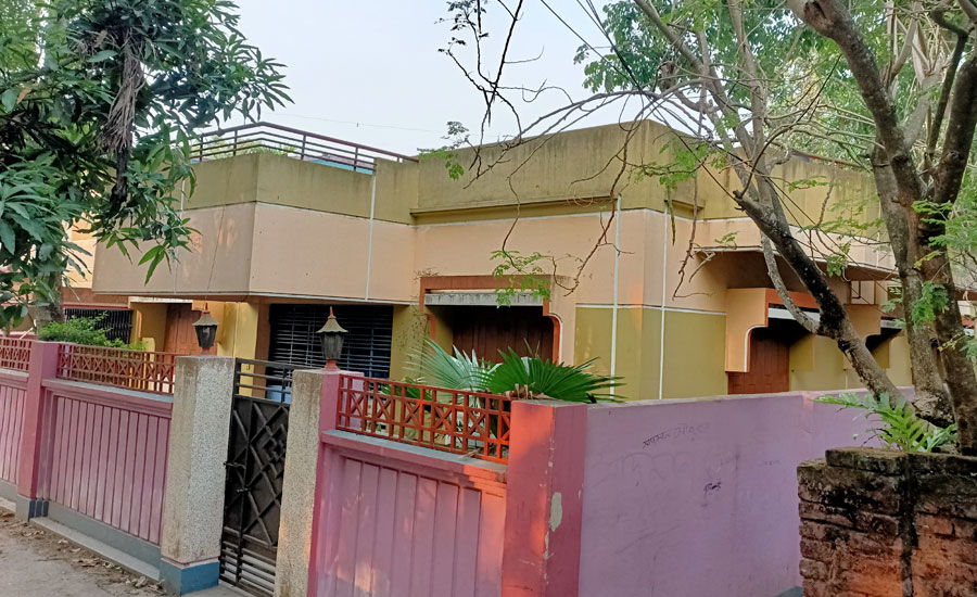 ঠাকুরগাঁয়ের  হাজীপাড়ায় চেতনানাশক স্প্রে করে বাড়ির সর্বস্ব লুট!
