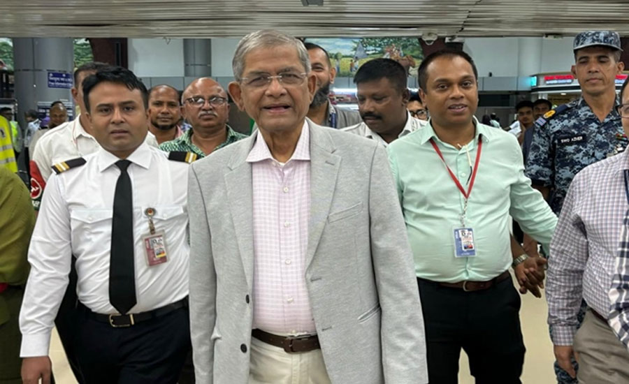 চোখের চিকিৎসা নিতে ব্যাংকক গেলেন মির্জা ফখরুল