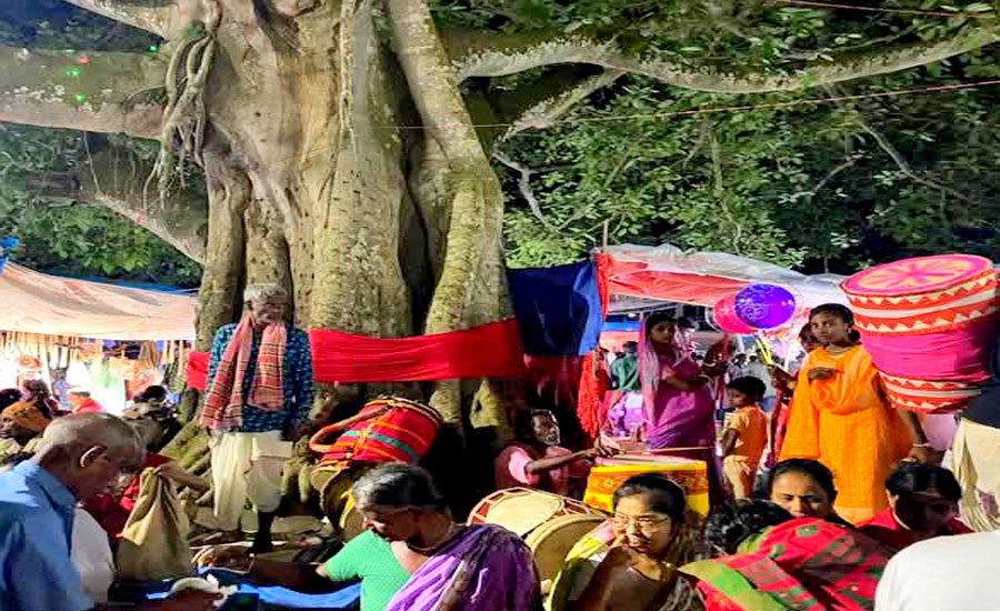 শেরপুরে গারো পাহাড়ে শেষ হলো ১ রাত ব্যাপী চরণতলার মেলা