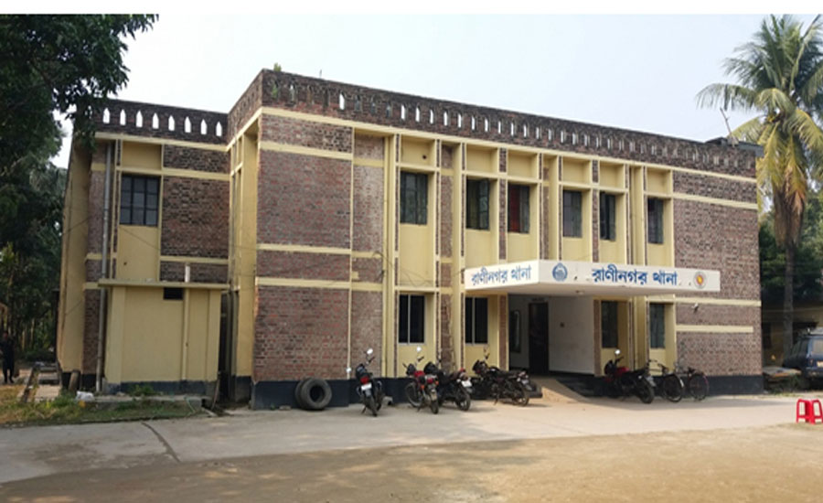রাণীনগরে স্ত্রীসহ আওয়ামীলীগ নেতা গ্রেফতার