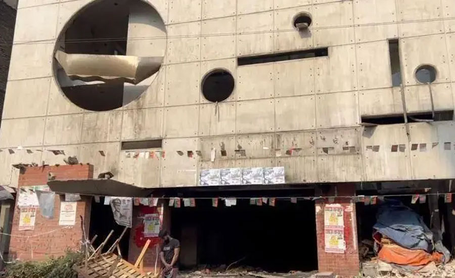 আওয়ামী লীগ নিয়ে খবর প্রকাশ বা সোশাল মিডিয়ায় লেখাও কি নিষেধ?