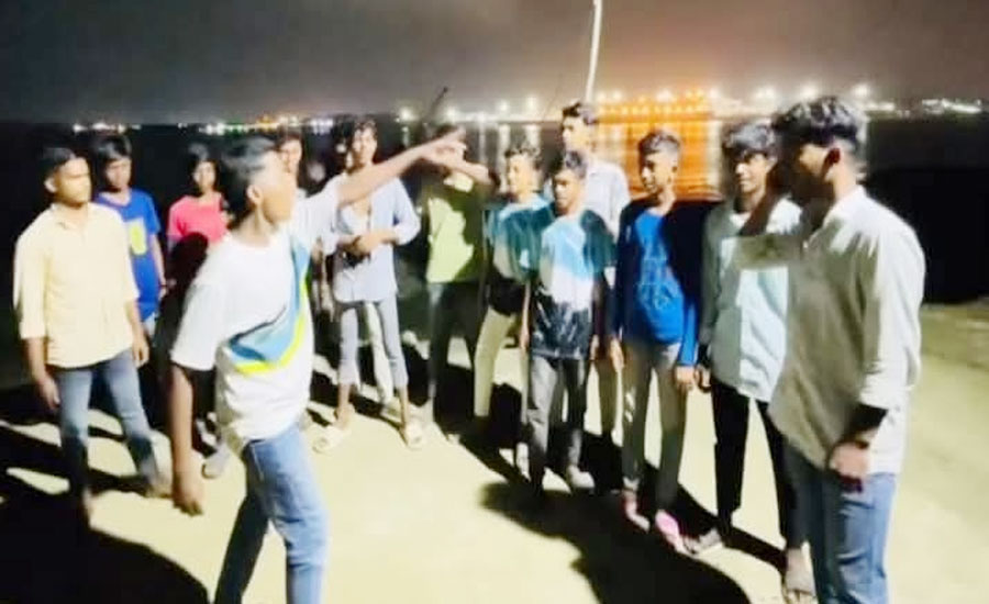 কর্ণফুলীর জুলধায় মধ্যরাতে ছাত্রলীগের ঝটিকা মিছিল, আটক তিন