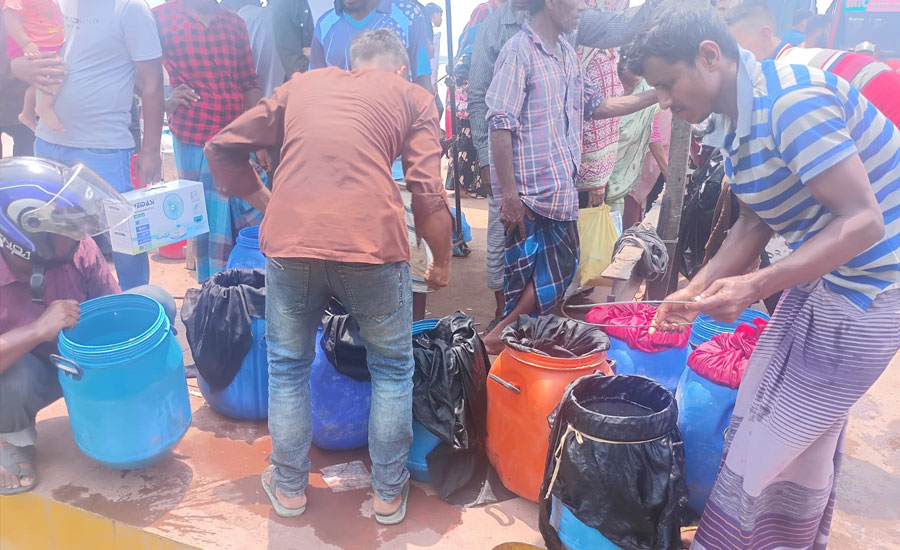 পিরোজপুরে ২০ লাখ টাকার রেনু পোনা জব্দ,  এক ব্যবসায়ীর জেল