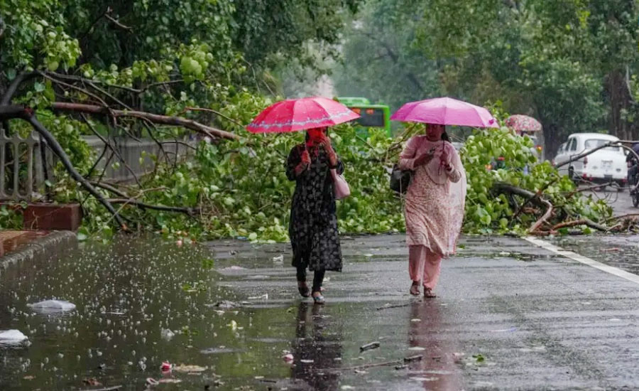 দুপুরের মধ্যে পাঁচ অঞ্চলে ৬০ কিমি বেগে ঝড়ের আভাস