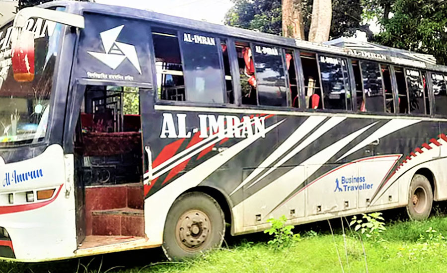 ঢাকা-টাঙ্গাইল মহাসড়কে ফের বাসে ডাকাতি, নারী যাত্রীদের শ্লীলতাহানি