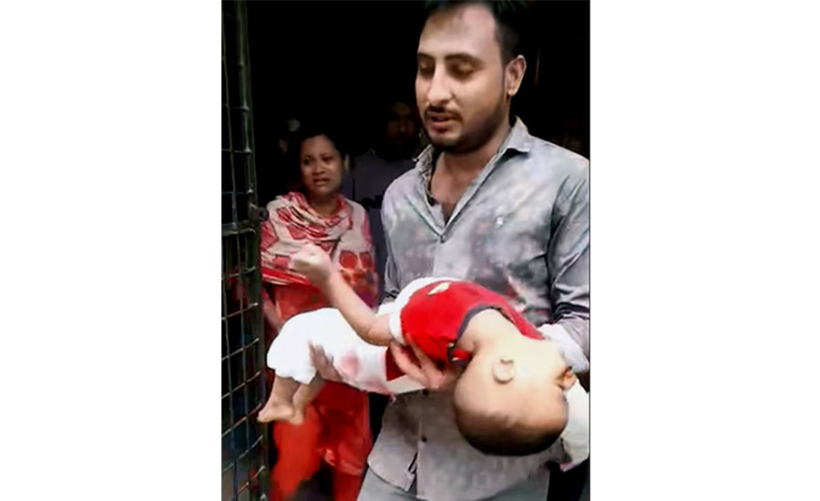 সেনবাগে মায়ের চোখের সামনে ট্রাক চাপায় শিশুর মৃত্যু