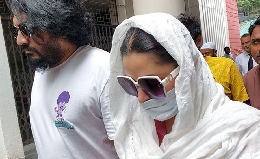 পরীমণি আদালতে