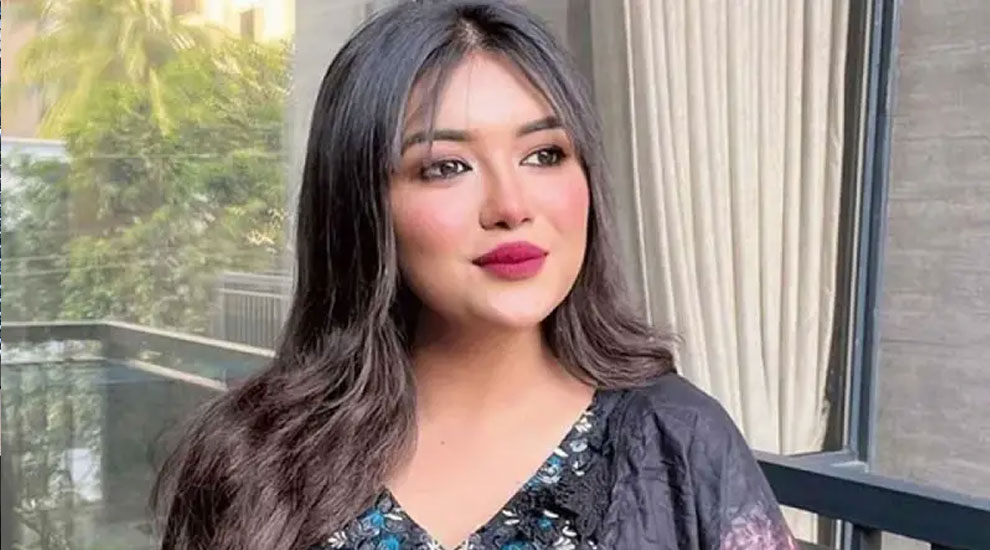 এবার ক্রিকেট ক্লাবের সভাপতি হলেন ভাইরাল নারী উদ্যোক্তা তনি 
