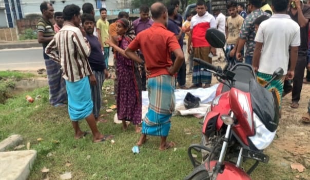 শ্রীপুরে পিকআপের ধাক্কায় ছাত্রদল নেতা নিহত, চালক আটক