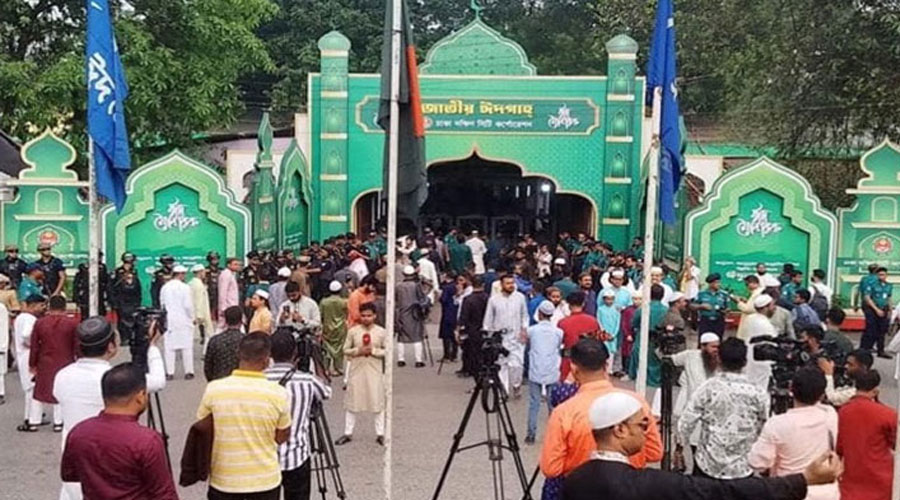 জাতীয় ঈদগাহে ঈদুল আজহার প্রধান জামাত, দেশ ও জাতির কল্যাণ কামনা