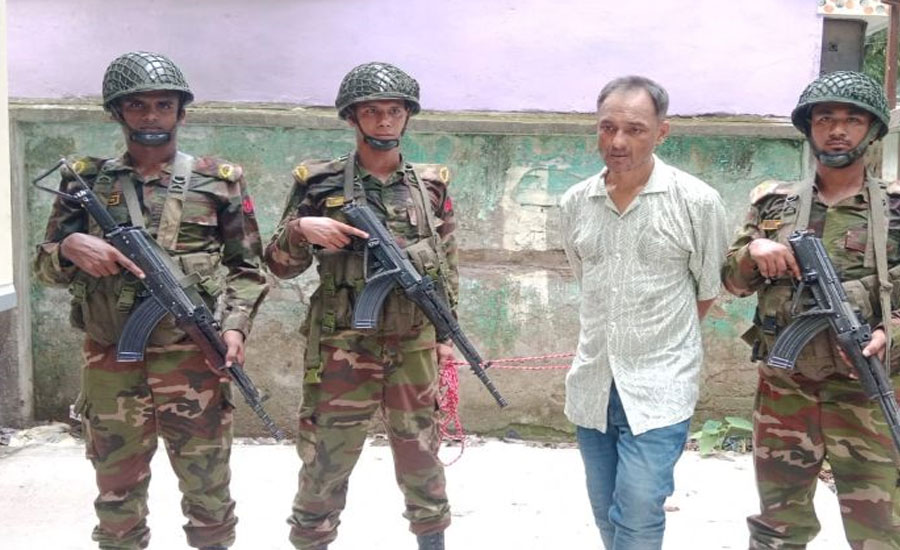 সাতক্ষীরায় সাবেক এমপি রিফাত আমিনের বাড়িতে সেনা অভিযান, ছেলে আটক