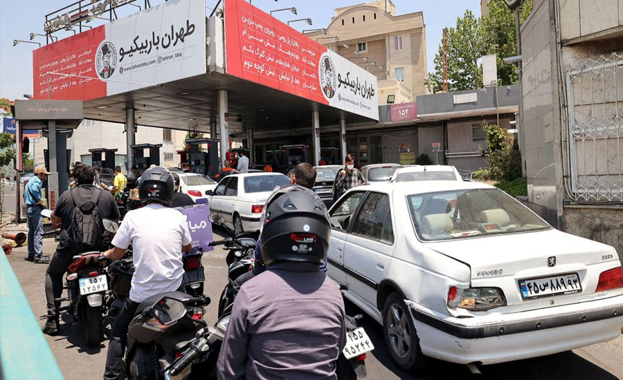 তেহরান ছেড়ে পালাচ্ছে মানুষ