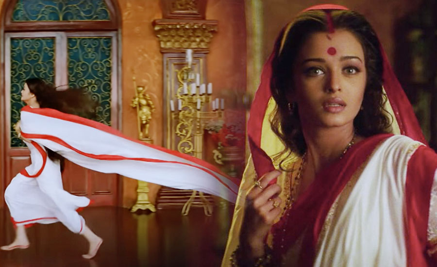 দেবদাস সিনেমায় কত ফুটের শাড়ি পরে দৌড়েছিলেন ঐশ্বরিয়া
