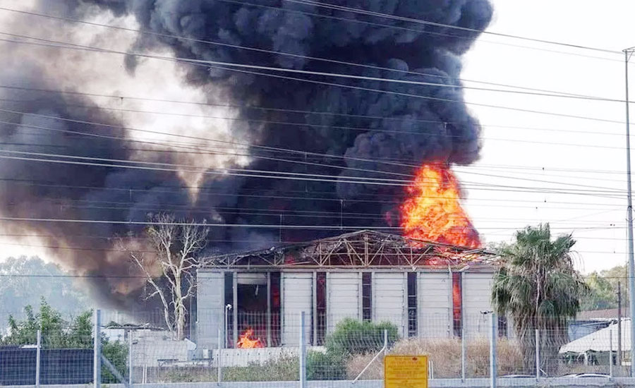 ইসরায়েলের গোয়েন্দা দপ্তরে ইরানি ক্ষেপণাস্ত্রের আঘাত