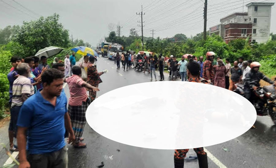 বগুড়ায় ট্রাকের ধাক্কায় তিন মোটরসাইকেল আরোহী নিহত