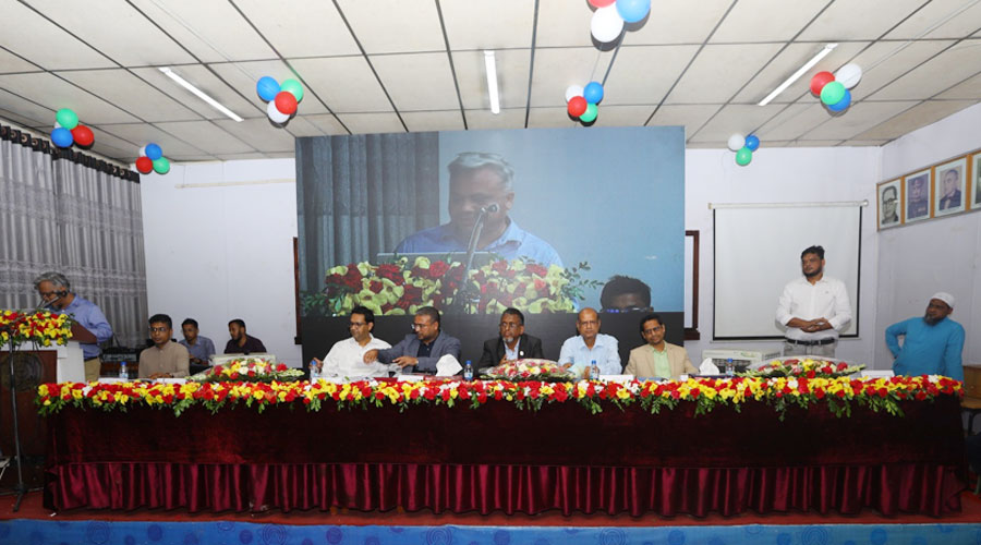 ভূমিকম্পে ঝুঁকিতে বাংলাদেশ, প্রস্তুতি নেই পর্যাপ্ত: আইইবি সেমিনারে বিশেষজ্ঞদের হুঁশিয়ারি