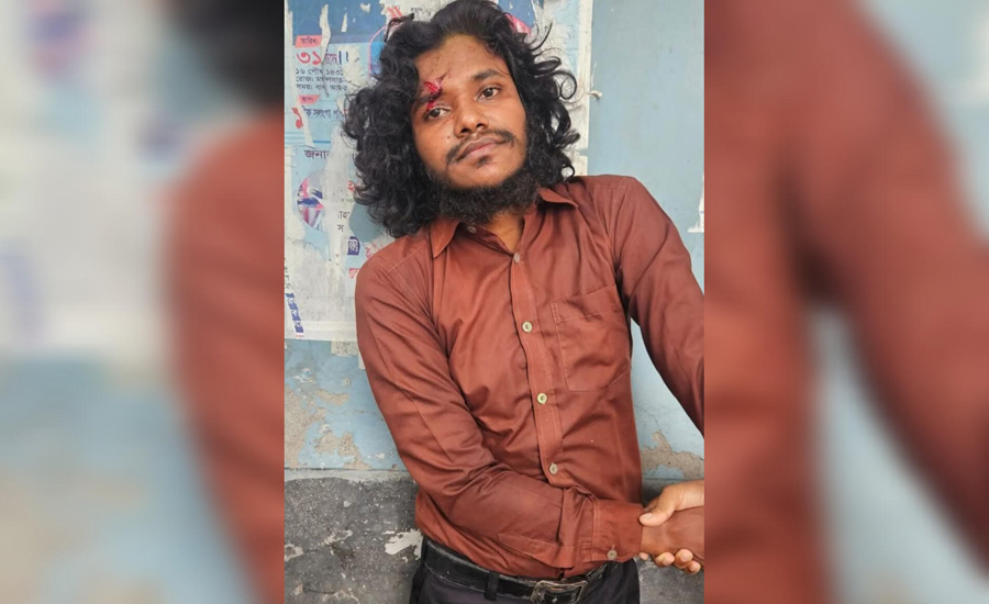 নিজেকে নবী দাবি করায় যুবকে গণপিটুনি দিয়ে পুলিশে সোপর্দ