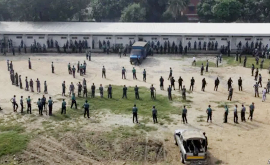 পিলখানা হত্যাকাণ্ড: ইমেইলে জবানবন্দি দিয়েছেন পলাতক দুই শীর্ষ আওয়ামী লীগ নেতা