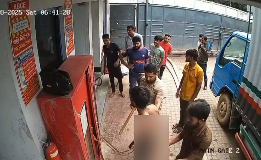 চুরির অপবাদে কারখানায় শ্রমিককে পিটিয়ে হত্যা