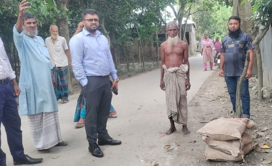 শ্রীবরদীতে‌ পানিতে ডুবে মারা যাওয়া শিশুর পরিবারকে সহায়তা করলেন উপজেলা নির্বাহী অফিসার 