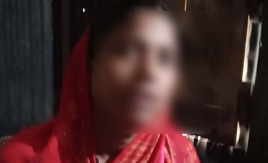 আমি চিৎকার করেও কাউকে থামাতে পারিনি, ভুক্তভোগী নারীর মা