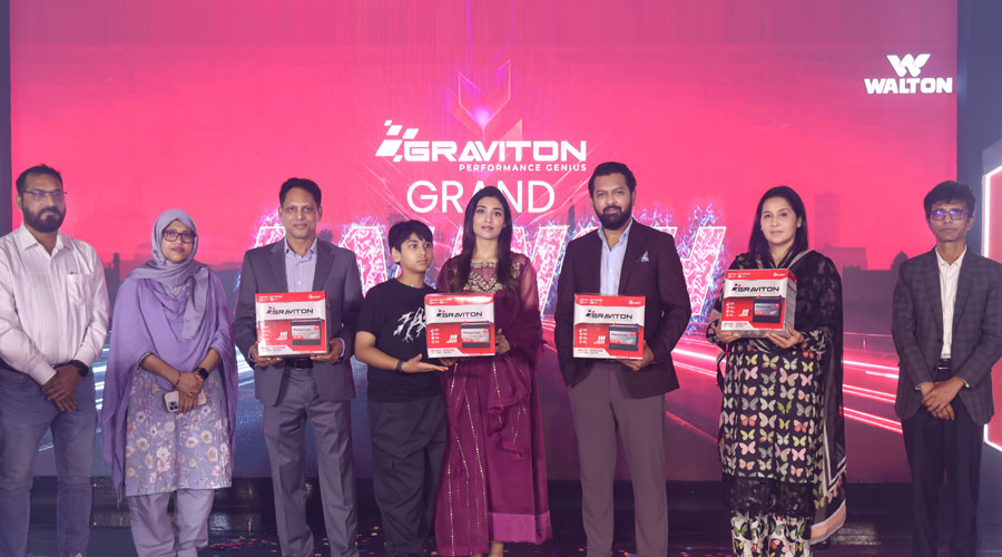 ওয়ালটনের প্যাসেঞ্জার কার ব্যাটারি ‘গ্রাভিটন’ উদ্বোধন করলেন তাহসান