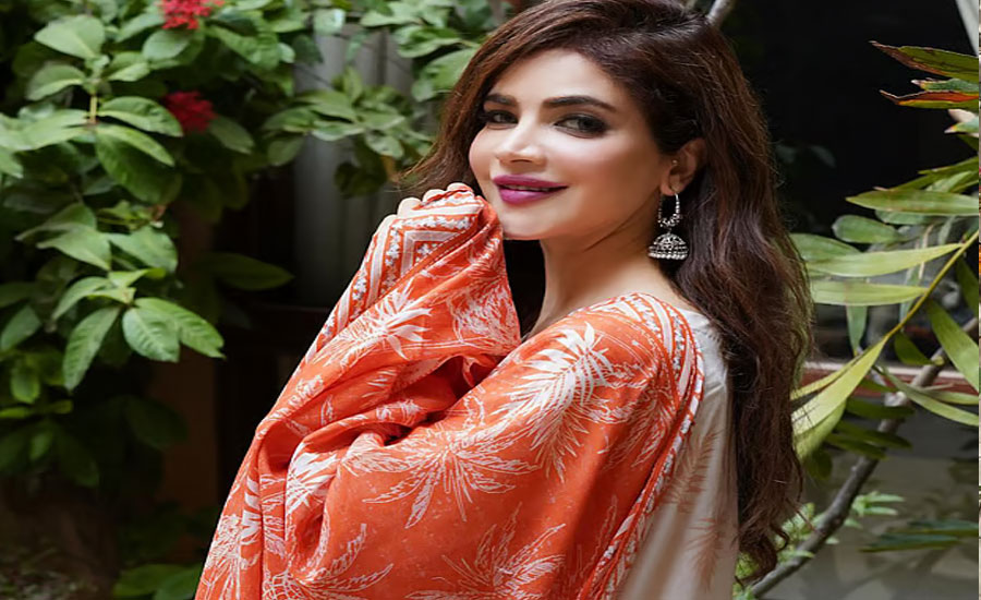 অভিনেত্রী হুমাইরার রহস্যজনক মৃত্যু