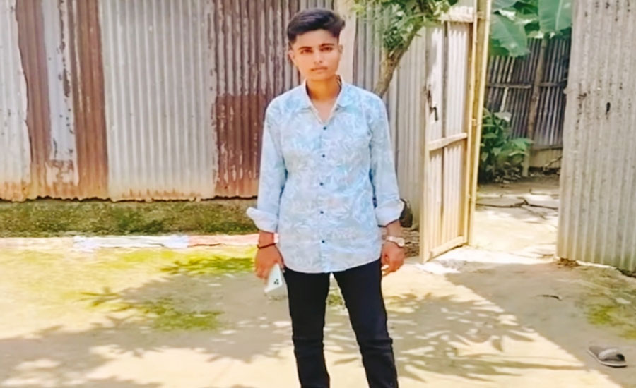 একরাতেই রুমি থেকে রাফি, এলাকায় চাঞ্চল্য