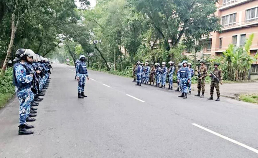 গোপালগঞ্জে চলছে কারফিউ, জেলাজুড়ে থমথমে পরিবেশ