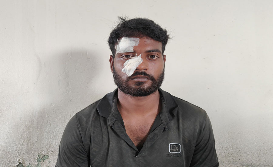 সোনারগাঁয়ে একই পরিবারের নারীসহ তিনজনকে পিটিয়ে আহত