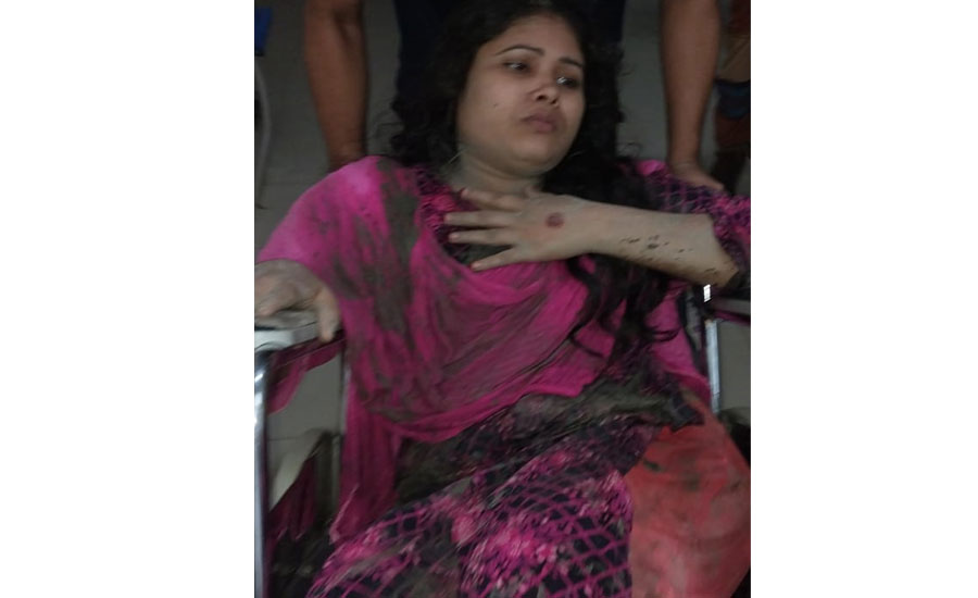 উজিরপুরে আমেরিকান প্রবাসীর বাড়িতে হামলার ঘটনায় মামলা নেয়নি পুলিশ