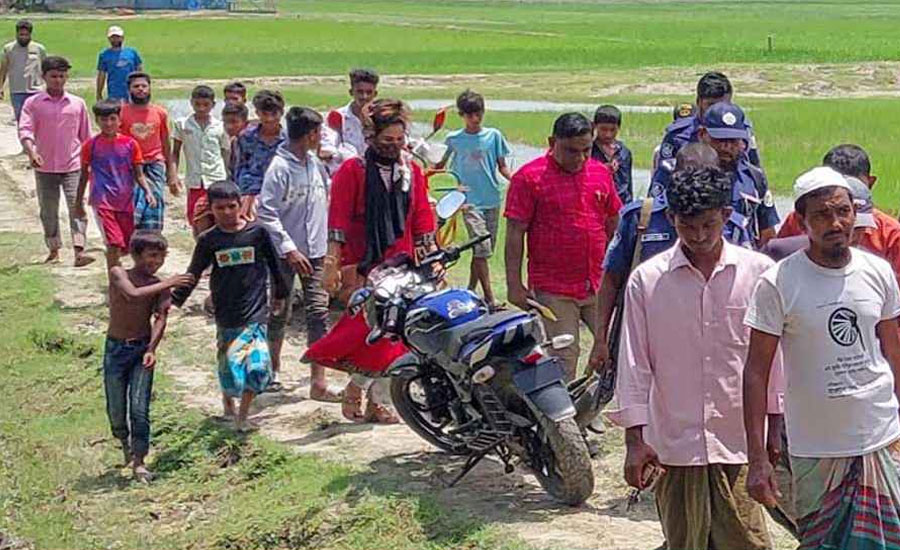 স্বামী ফুচকা না এনে মাছ আনেন, অতঃপর