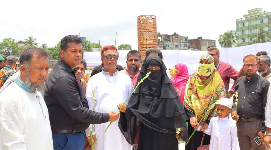 জুলাই বিপ্লবের শহীদদের পাশে সর্বদা থাকার আশ্বাস দিলেন নারায়ণগঞ্জ জেলা প্রশাসক