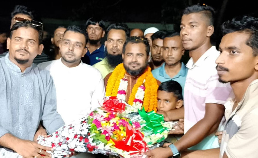 মদিনা যুবদলের সাধারণ সম্পাদক রাশেদ আমিন কে বিএবপি নেতা কর্মীদের সংবর্ধনা