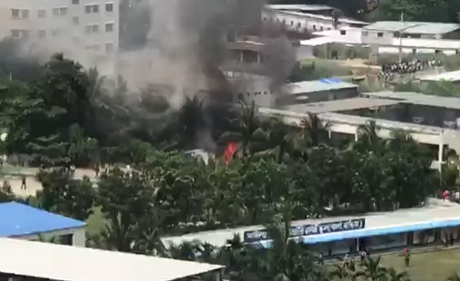 উত্তরার মাইলস্টোন স্কুল ভবনে বিধ্বস্ত প্রশিক্ষণ বিমান