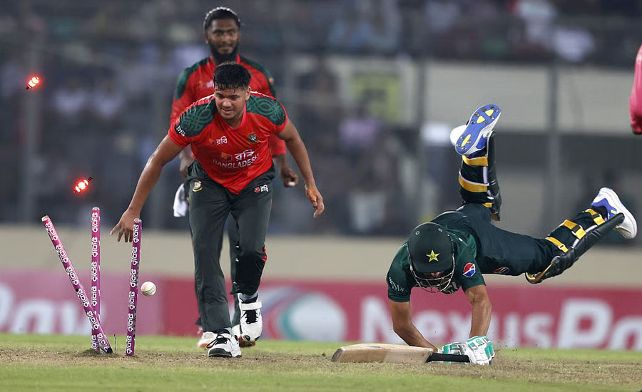 ‘কঠিন উইকেটে পাকিস্তানকে ব্যাটিং–বোলিং শিখিয়েছে বাংলাদেশ’