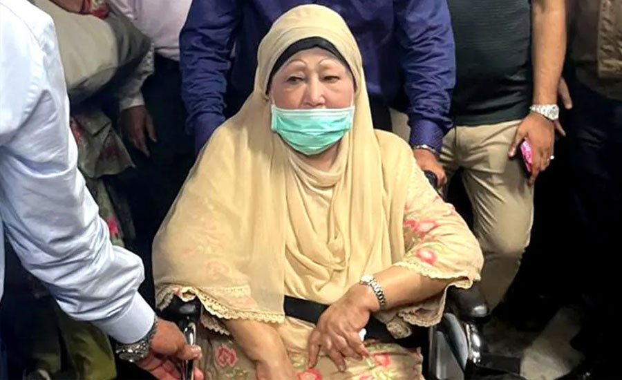 স্বাস্থ্য পরীক্ষা শেষে বাসায় ফিরেছেন খালেদা জিয়া