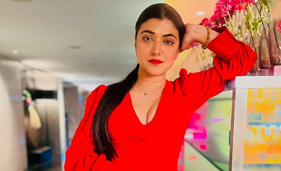 ‘আমায় প্রাণে মারার হুমকি দিচ্ছে’