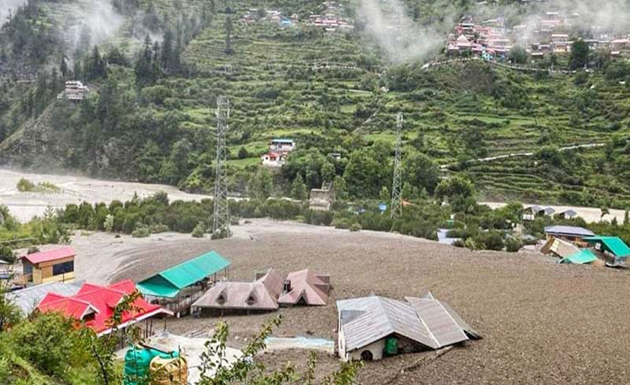 পানিতে ভেসে গেলেন ভারতের ১১ সেনা